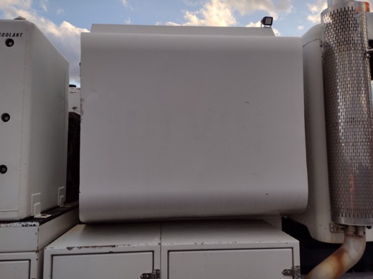 peterbilt-365-image-40