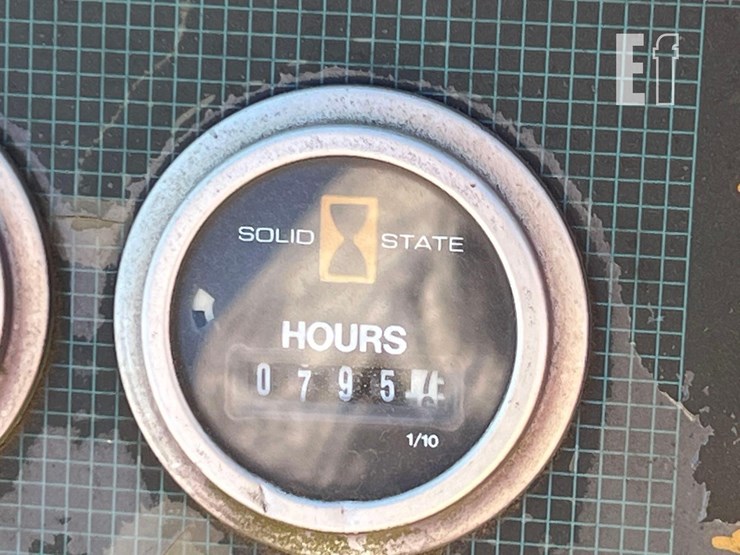 2004-ditch-witch-3700-image-28