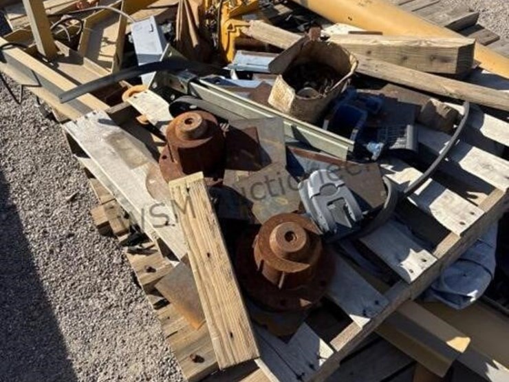 large-pallet-w/-shop-crane-&-misc-image-4