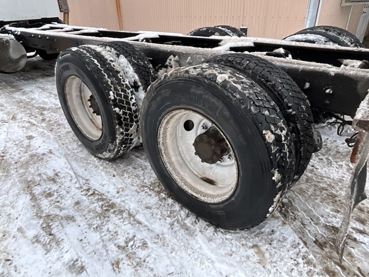 kenworth-t800-image-12