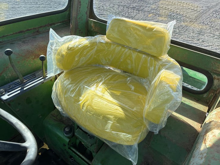 john-deere-4520-image-45