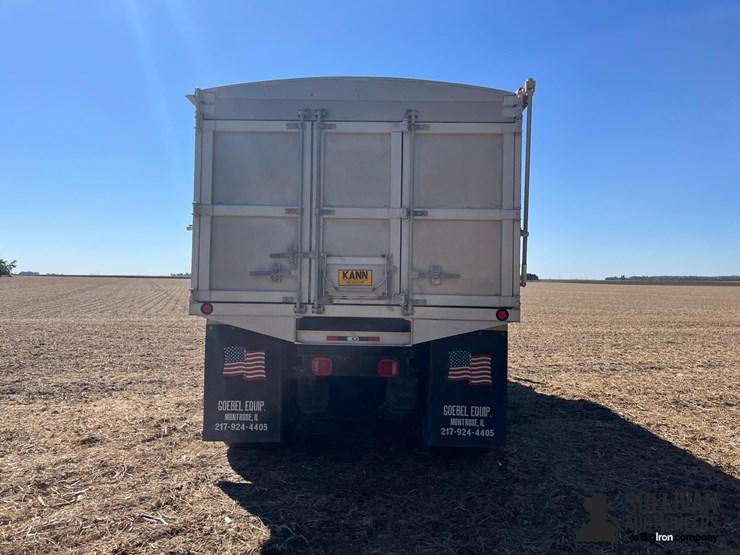 international-durastar-4400-image-6