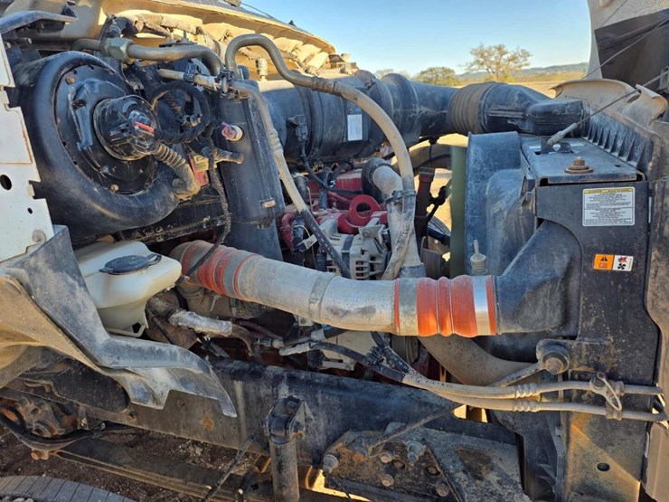 2008-ford-f650-image-11