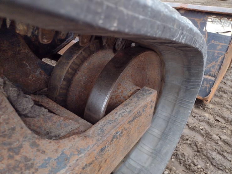 kubota-svl97-2-image-34