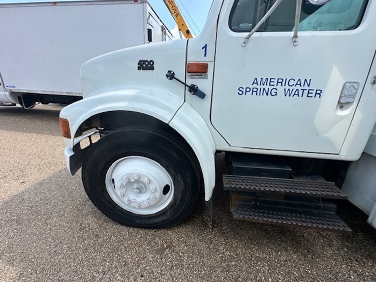 1994-international-4700-image-20