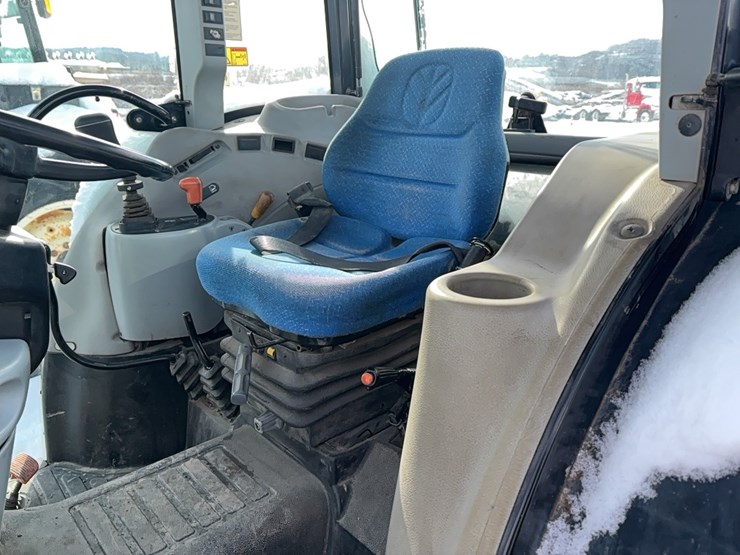 new-holland-t4030-image-14