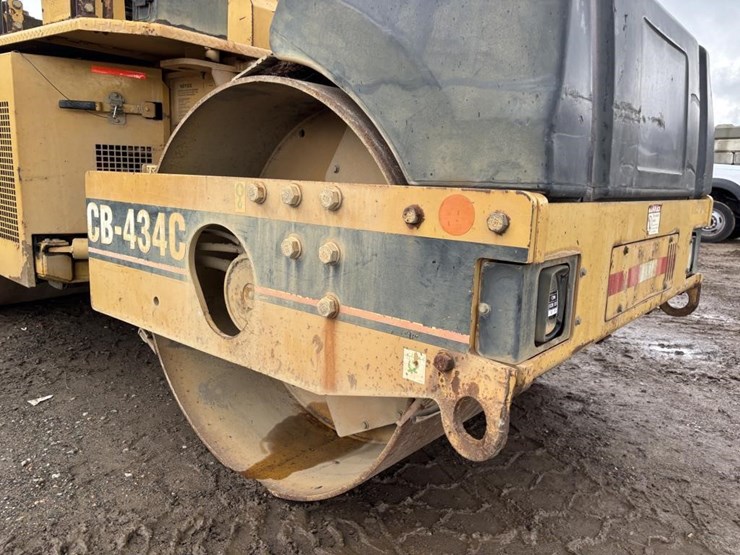 caterpillar-cb-434c-image-11