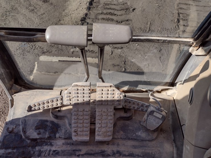 hitachi-zx160-lc-3-image-7