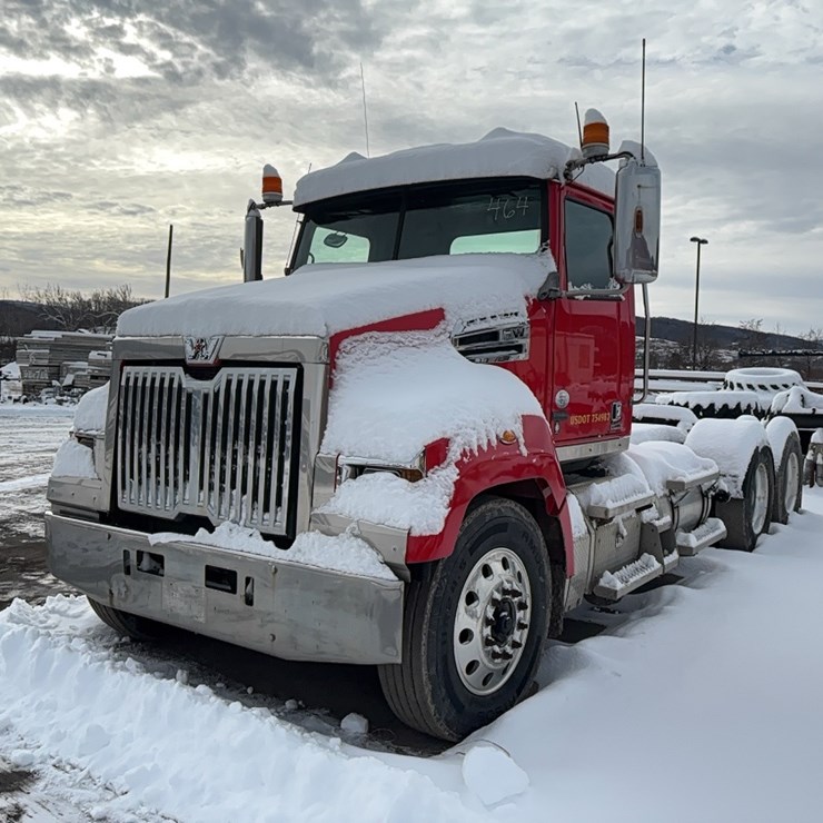 2017 WESTERN STAR 4700SF