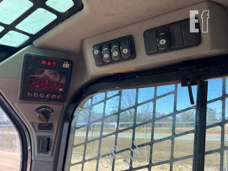 2018-caterpillar-289d-image-29