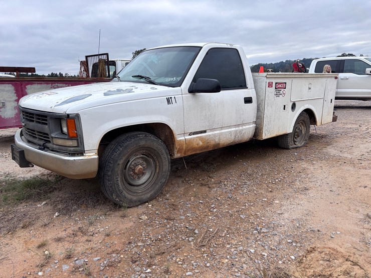 chevrolet-2500-image-1