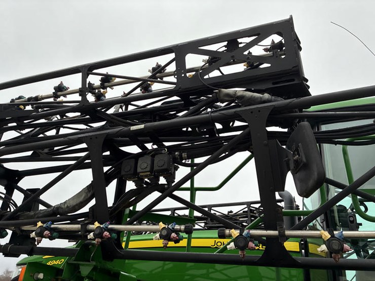 john-deere-4940-image-48