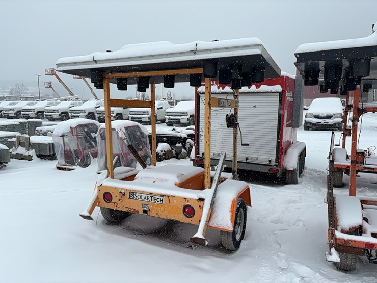 solar-tech-silent-sentinel-arrowboard-arrow/message-board-vn:46m1a0916b1524497-image-3