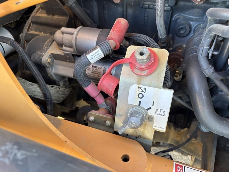 2021-case-570n-ep-image-46