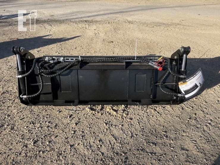 skid-steer-4-in-1-bucket-image-4