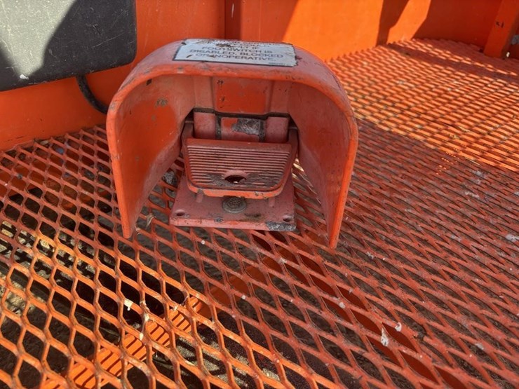 2015-jlg-450aj-image-13