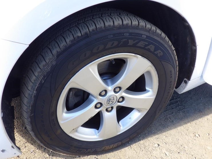 toyota-sienna-image-13