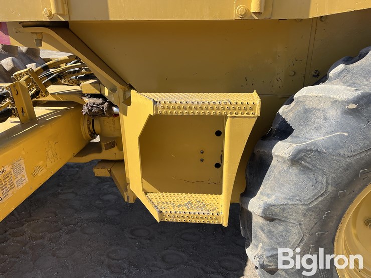 caterpillar-cp-433e-image-11