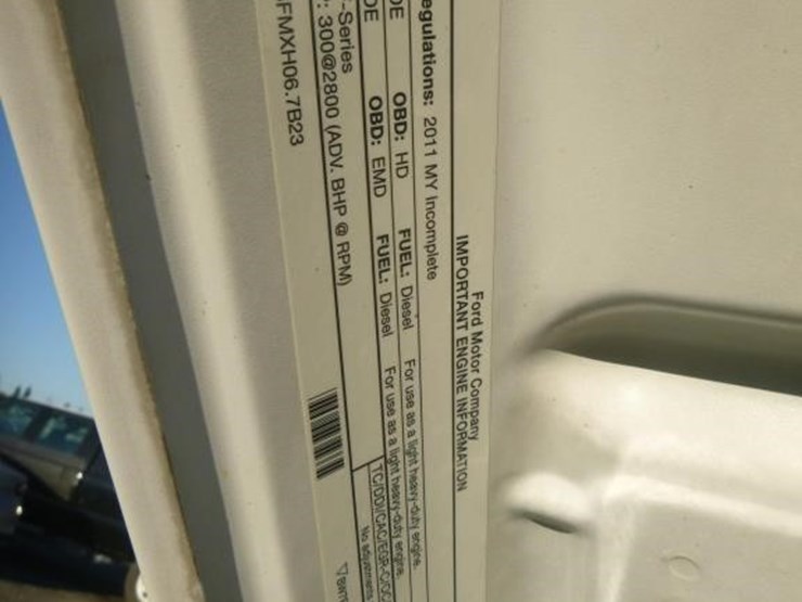 2011-ford-f550-image-18