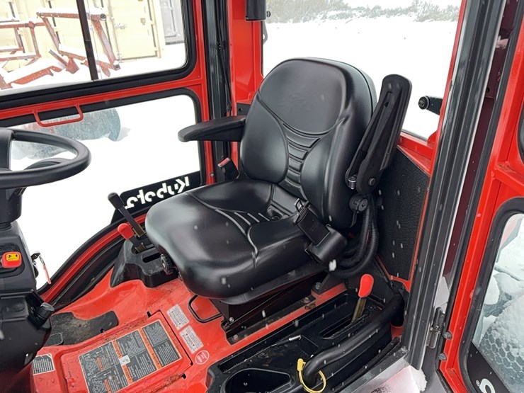 2022-kubota-f2690-image-8
