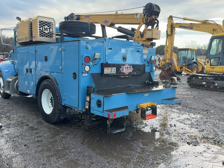 2012-peterbilt-337-image-14