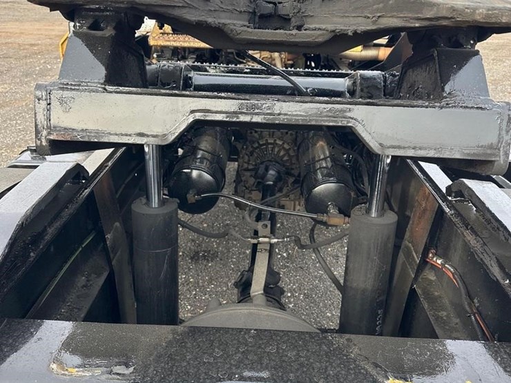 2011-capacity-tj5000-image-29