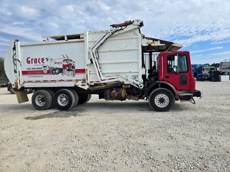 1996-mack-mr688s-image-35