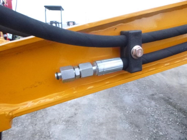 2025-vicsec-vc15-hydraulic-excavator-image-14