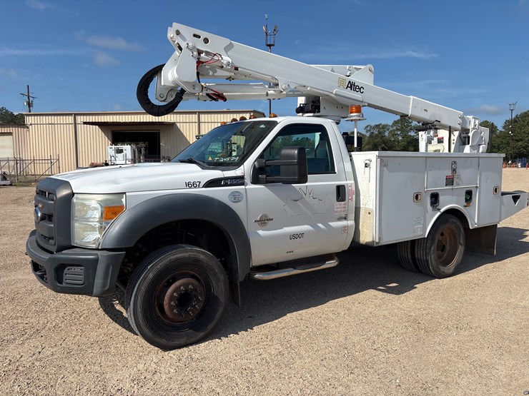 2015-ford-f550-image-5