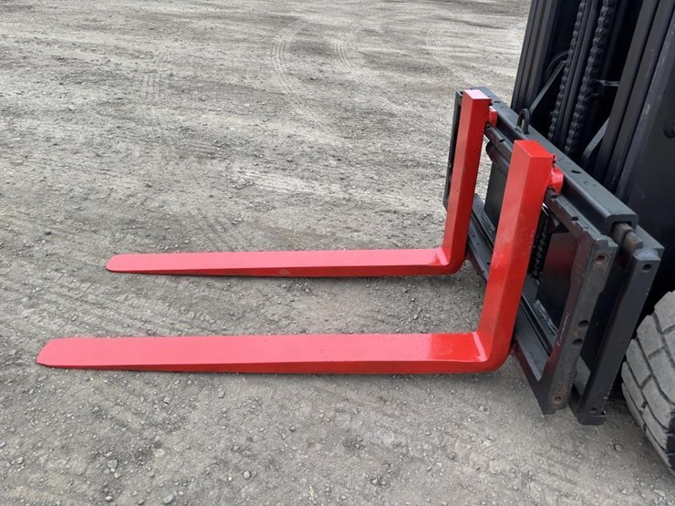 2020-mitsubishi-fg25n-image-9