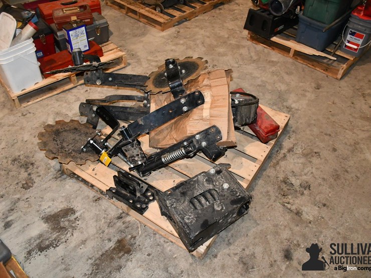 pallet-of-farm-support-image-5