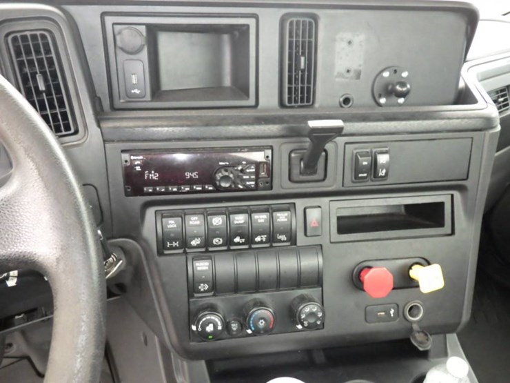 2019-international-lt-image-20