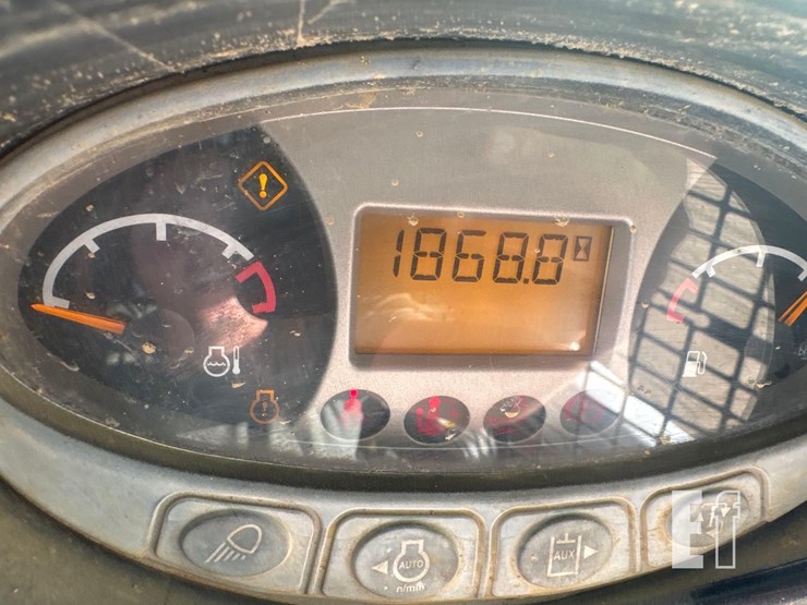 2016-bobcat-t550-image-26