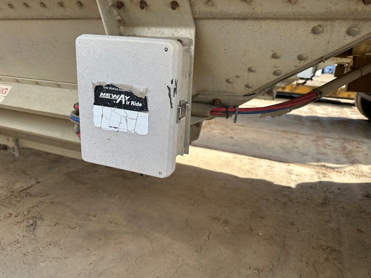 timpte-hopper-bottom-image-26