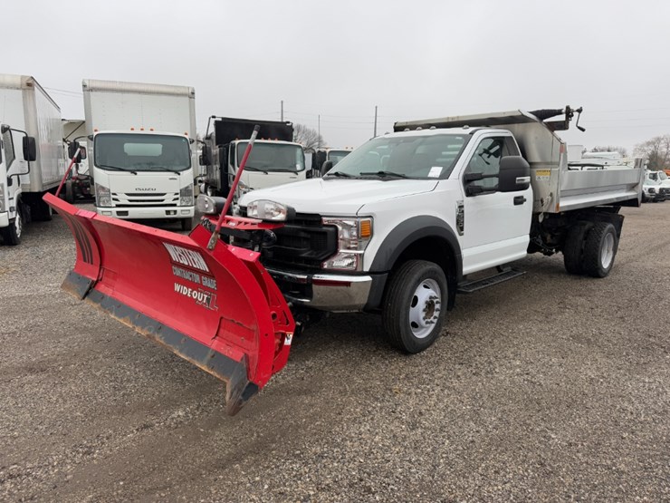 2022-ford-f550-image-1