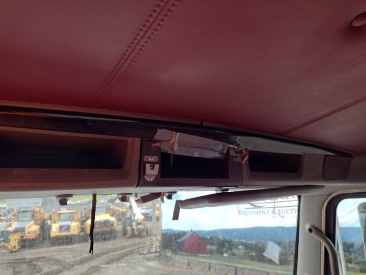 kenworth-t800-image-12