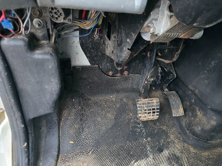 international-durastar-4300-image-62