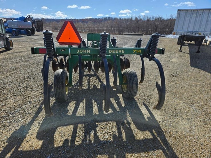 john-deere-714-image-4