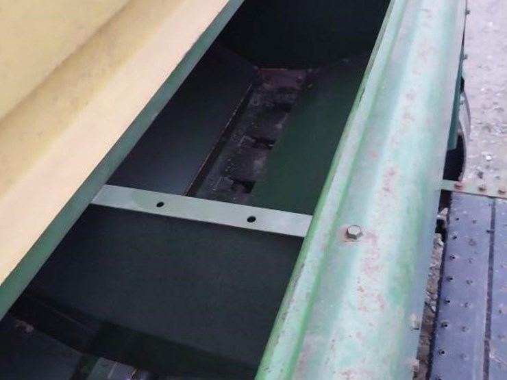 john-deere-8300-image-10