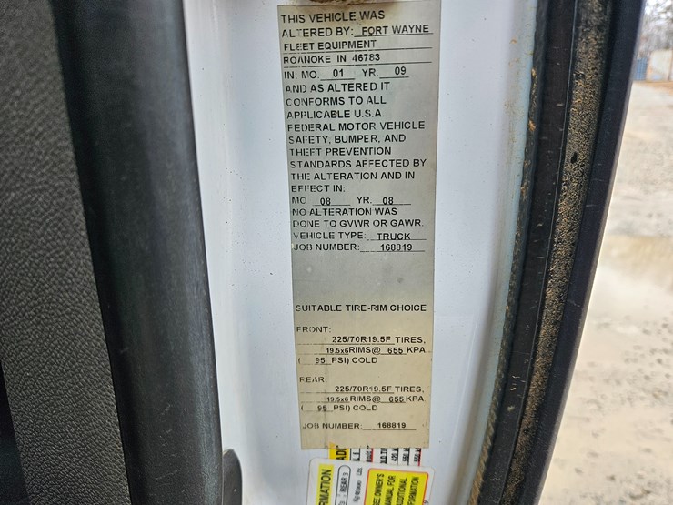 chevrolet-silverado-2500-image-33