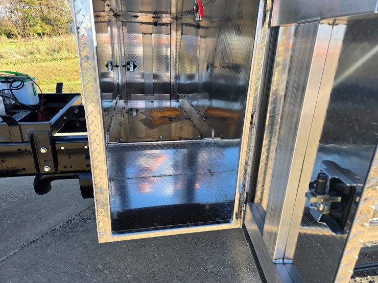 international-durastar-4300-image-74