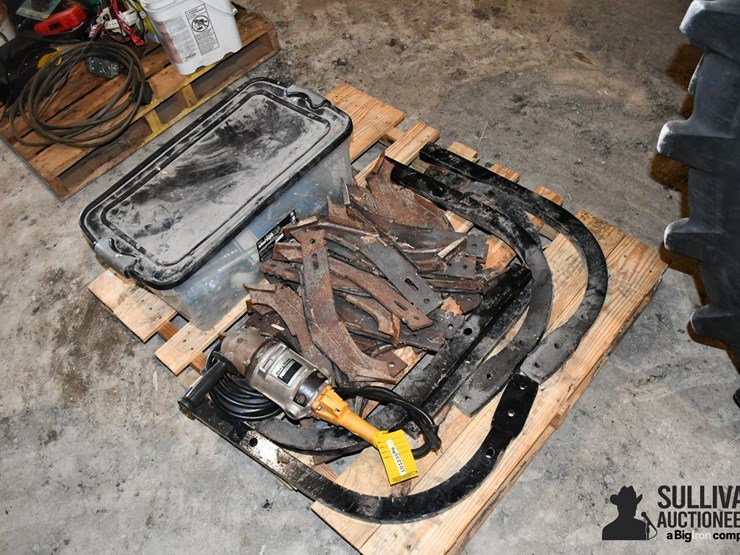 pallet-of-farm-support-image-7