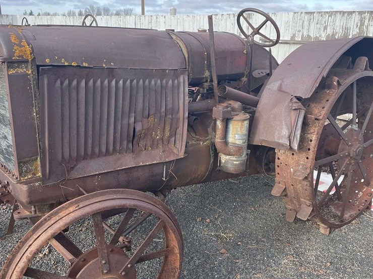 mccormick-deering-tractor---ritzville,-wa-image-5