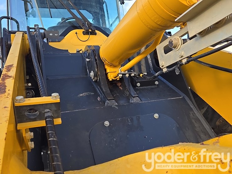 2020-komatsu-wa270-8-image-100