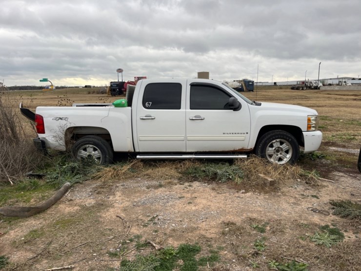 2009-chevrolet-silverado-1500-image-4