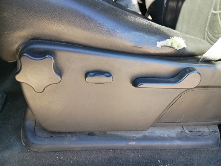 chevrolet-silverado-1500-image-31