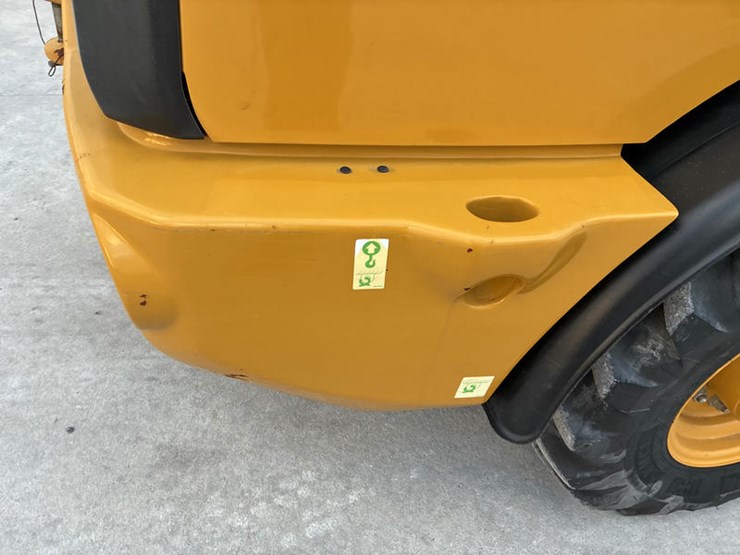 caterpillar-906m-image-29