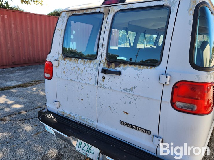 1997-dodge-ram-3500-image-17