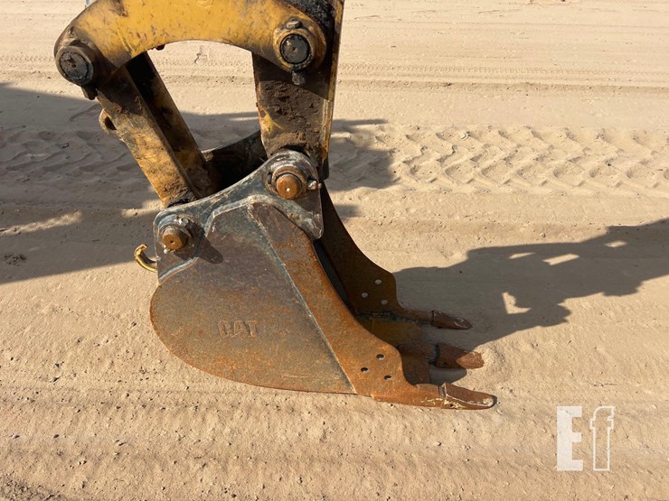 caterpillar-305e2-cr-image-9