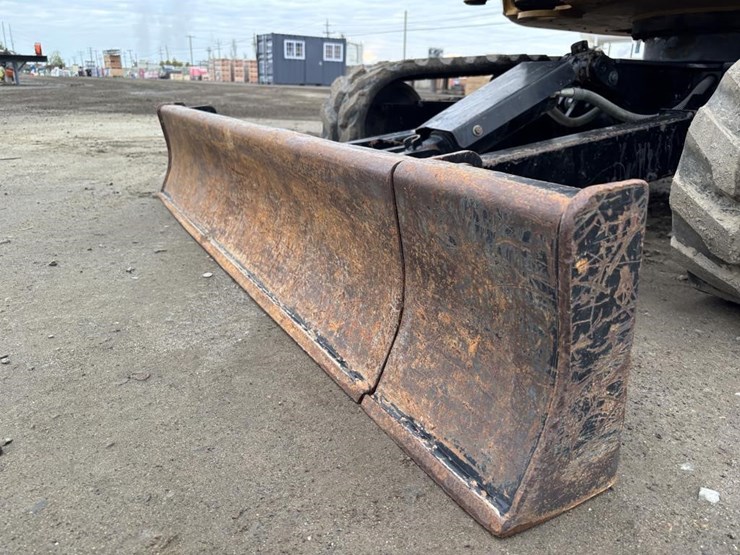 2022-caterpillar-302.7cr-image-9